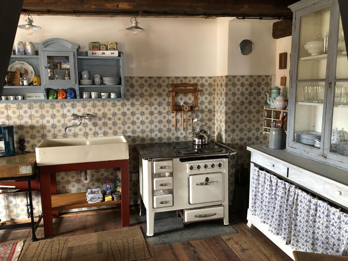 Historisches Fachwerkhaus "Hoher Hirschen" - Stilvolles Studio Und Museales Apartment Mit Romantischem Hof Und Garten บอดมัน-ลุดวิกส์ฮาเฟิน ภายนอก รูปภาพ
